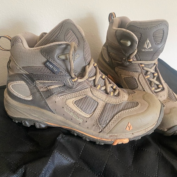 Vasque Gray and Tan Hiking Boots - Picture 2 of 4